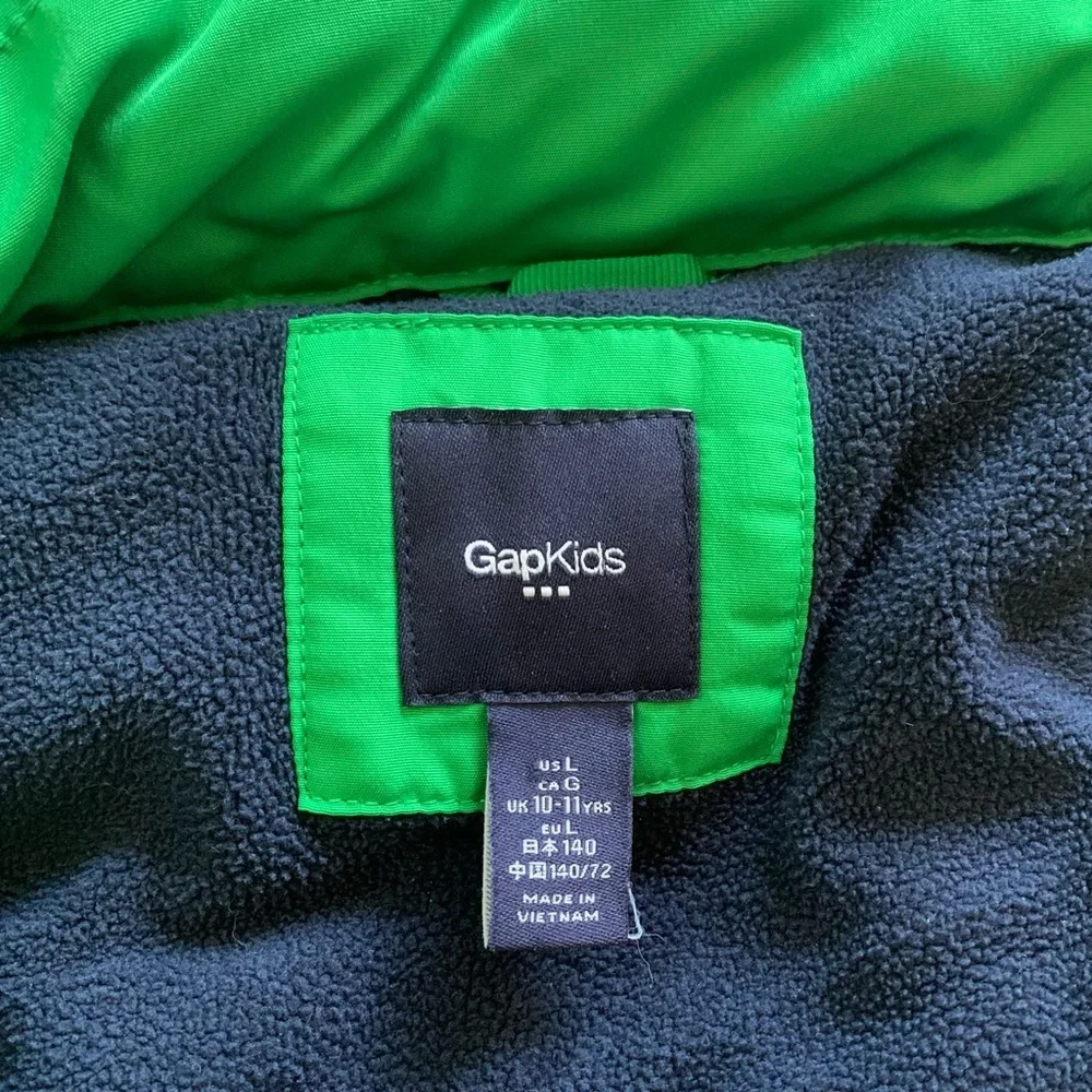 GAP Kids Green Puffer Vest Size Large 10-11‎ YRS
